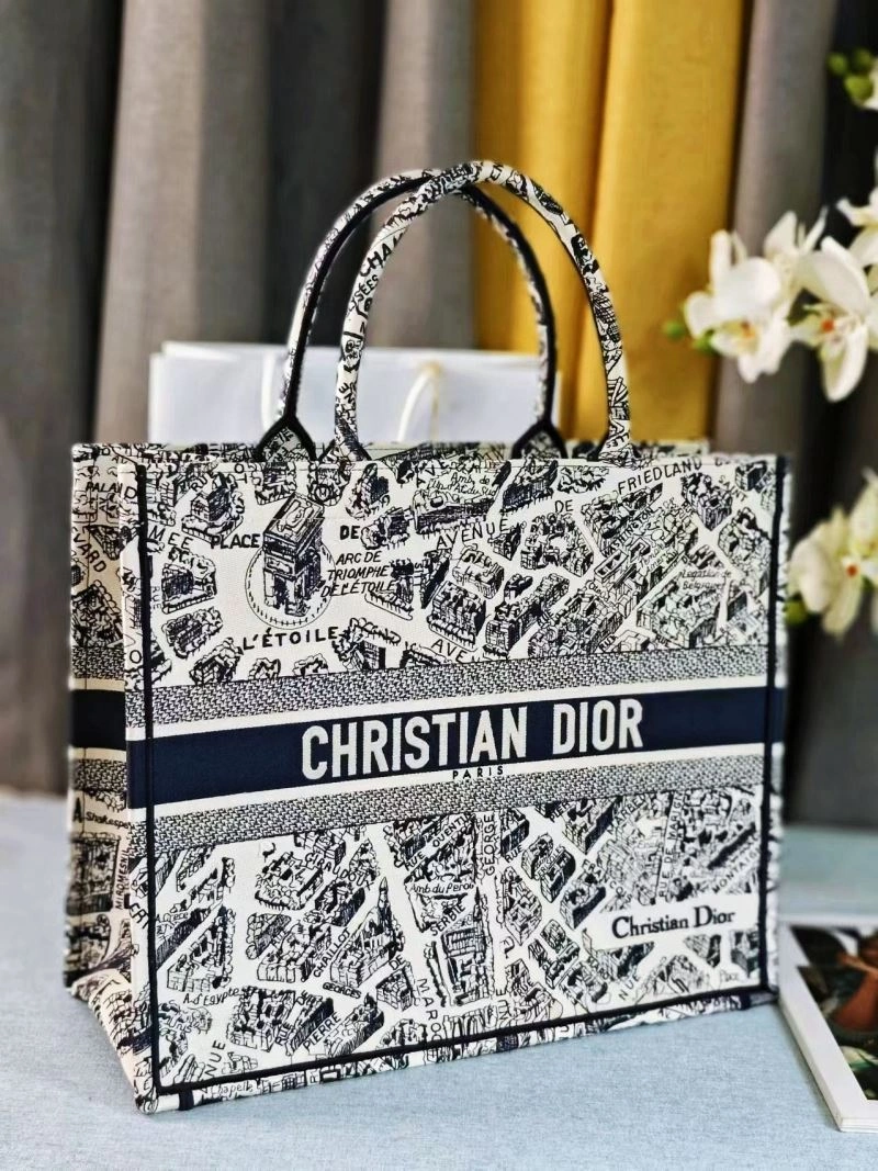 Bright Christian Dior Shopping Bags 70372