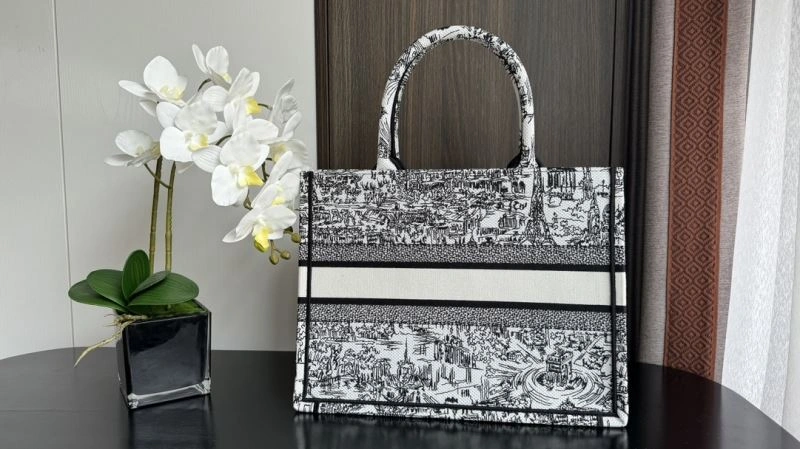 Christian Dior Shopping Bags SmoothTexture 70430