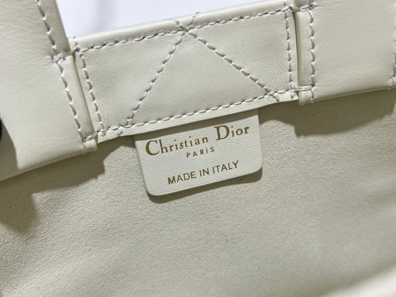 Christian Dior Shopping Bags Fashionable 70427