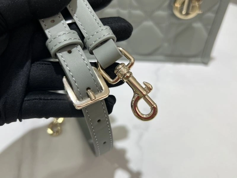 Modern Christian Dior Shopping Bags 70357