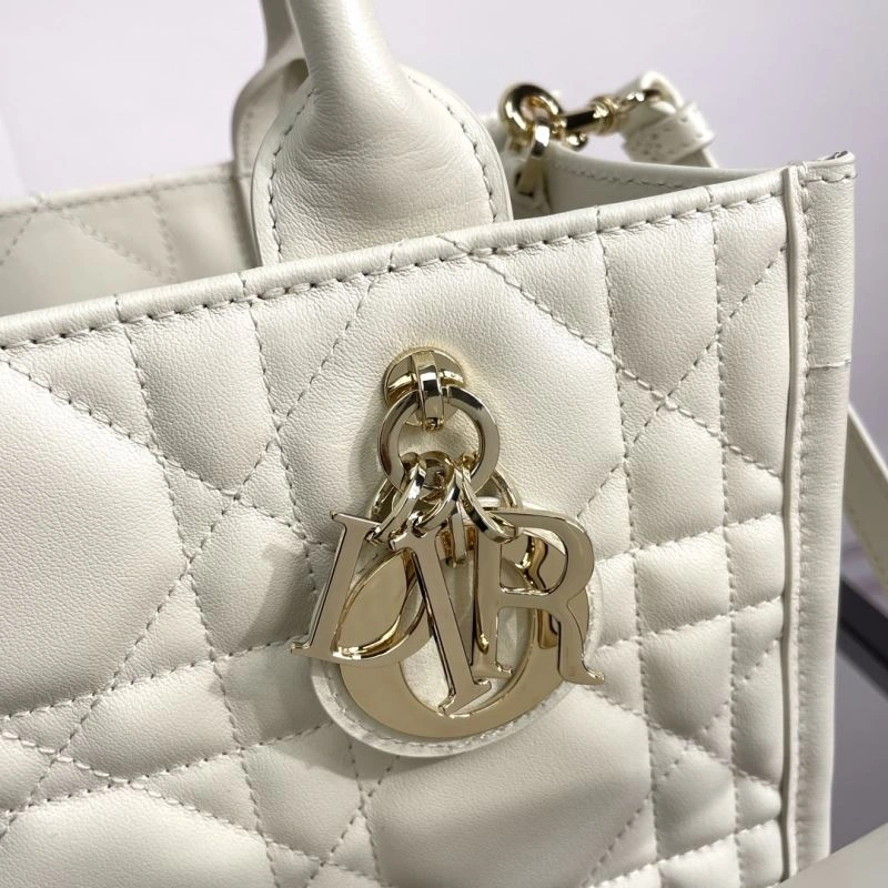 OnTrend Christian Dior Shopping Bags 70351