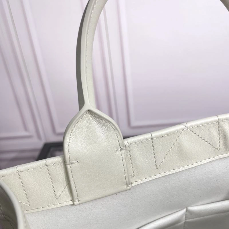 OnTrend Christian Dior Shopping Bags 70351