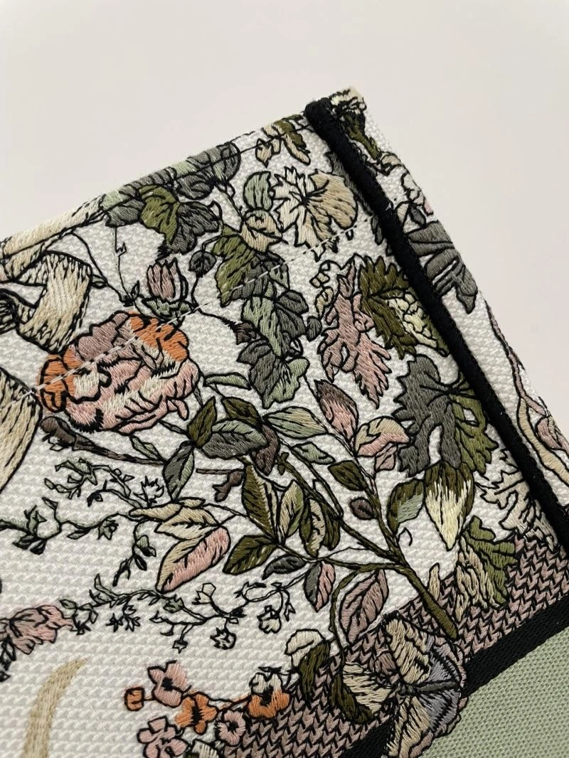 Christian Dior Shopping Bags Trendsetting 70345