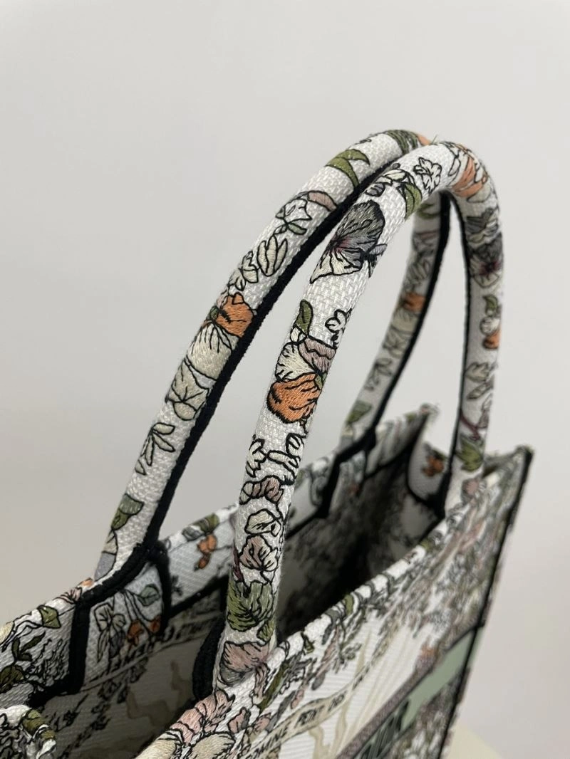 Christian Dior Shopping Bags Trendsetting 70345