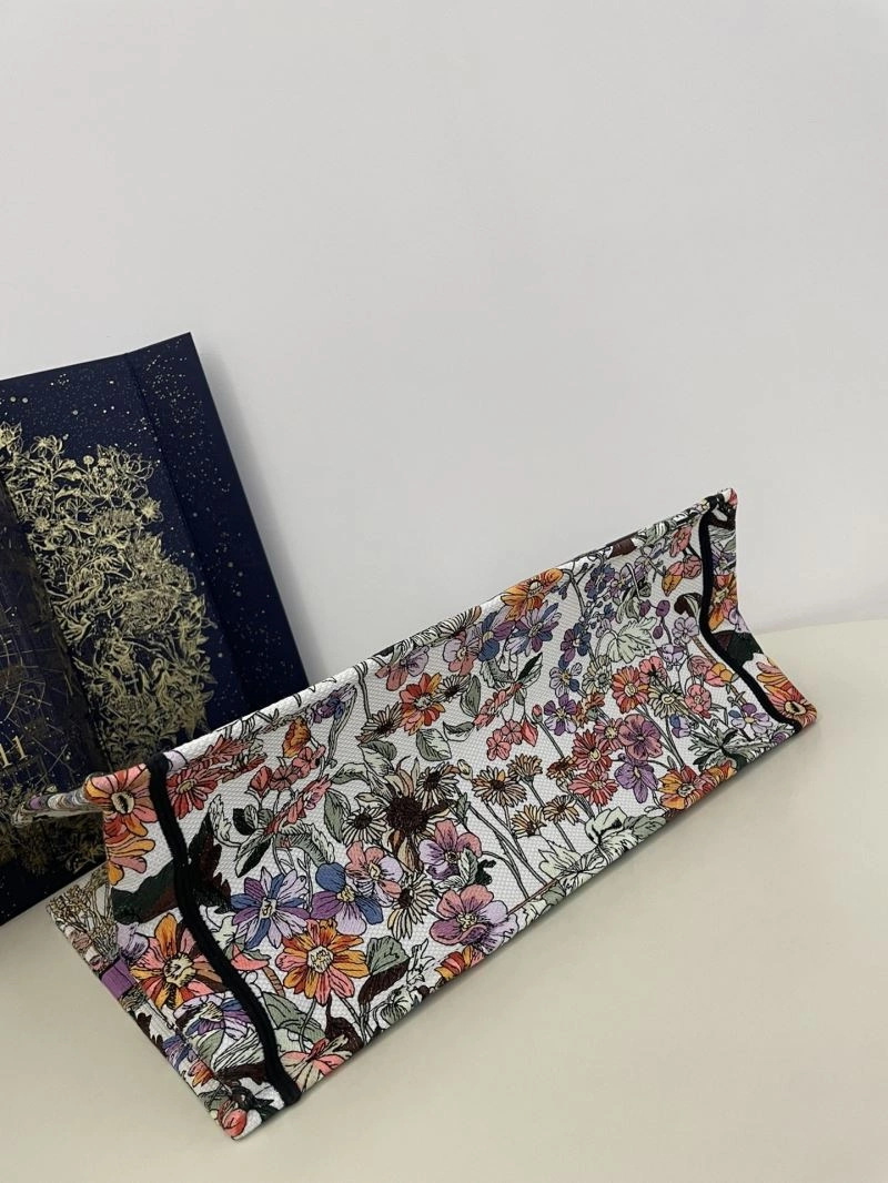 Neat Christian Dior Shopping Bags 70352