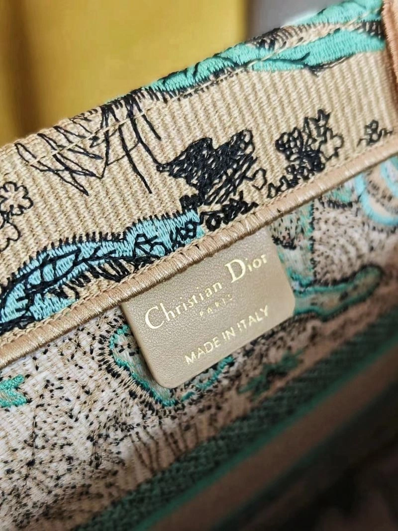 Durable Christian Dior Shopping Bags 70344