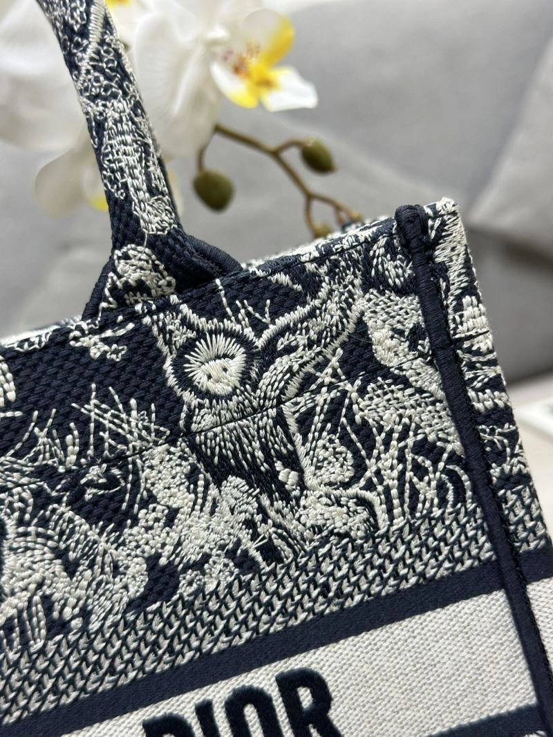 FreshLook Christian Dior Shopping Bags 70336