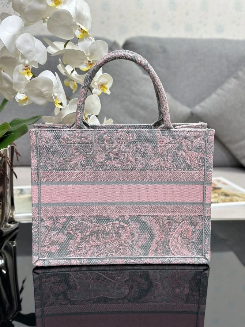 FashionForward Christian Dior Shopping Bags 70329