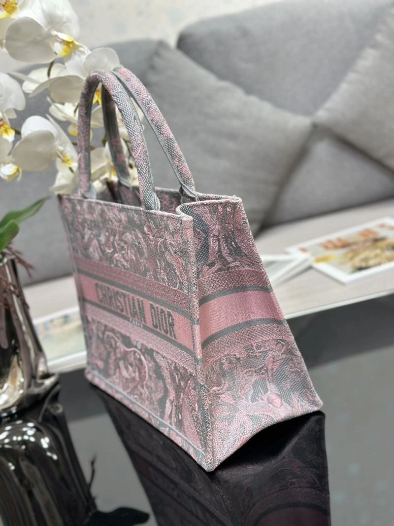 FashionForward Christian Dior Shopping Bags 70329