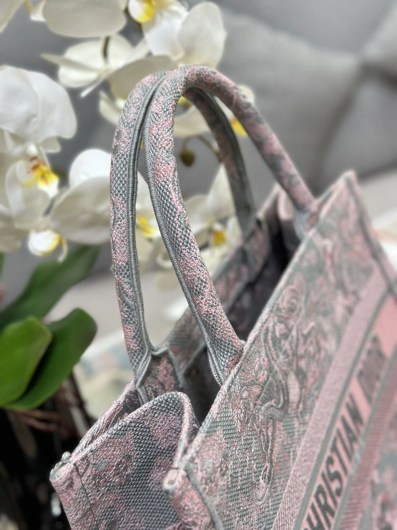 FashionForward Christian Dior Shopping Bags 70329