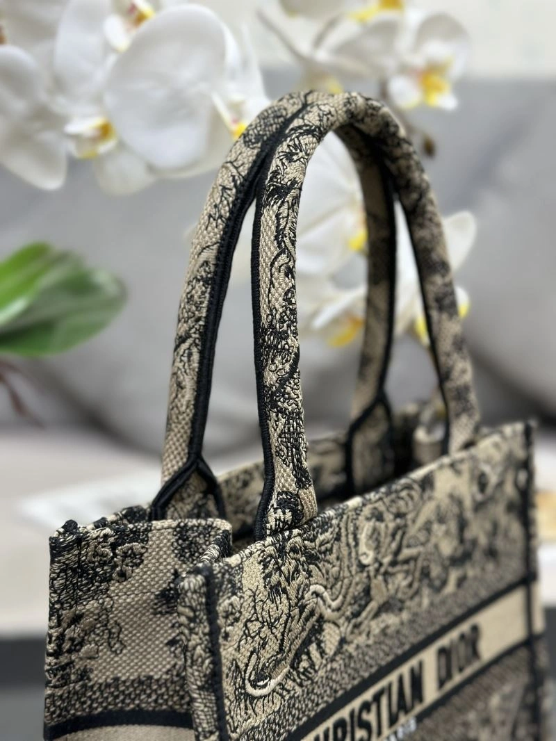 Christian Dior Shopping Bags WeatherProof 70367