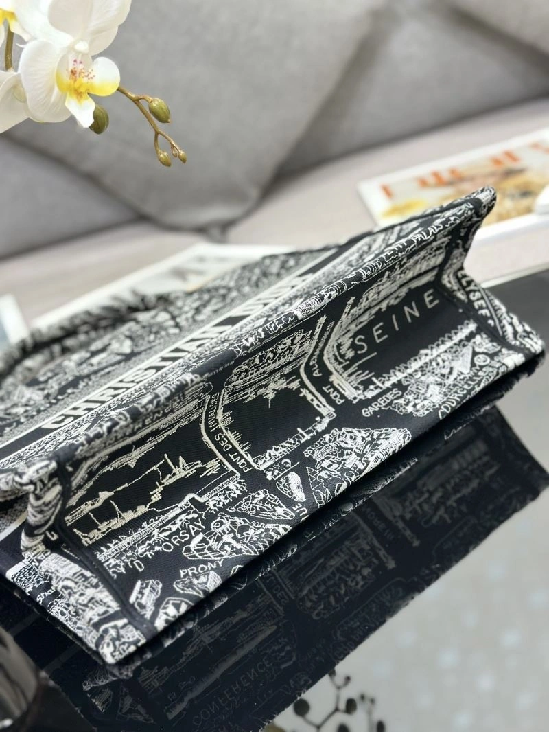 Christian Dior Shopping Bags Stretchable 70317