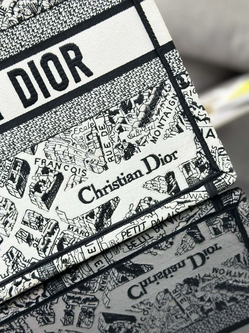 Christian Dior Shopping Bags RelaxedFit 70361
