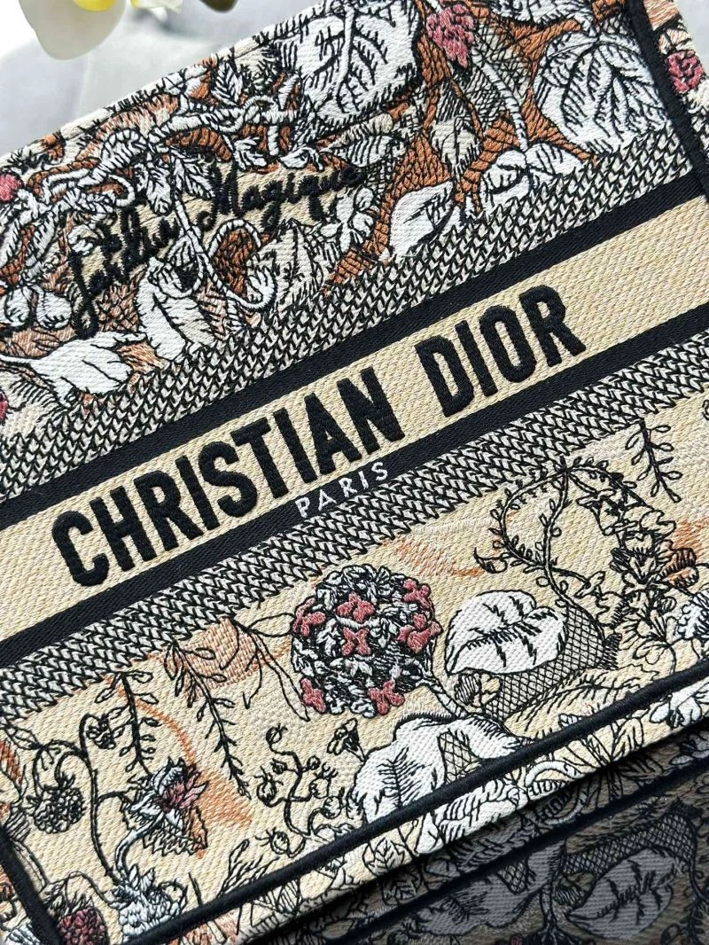 FreshLook Christian Dior Shopping Bags 70319