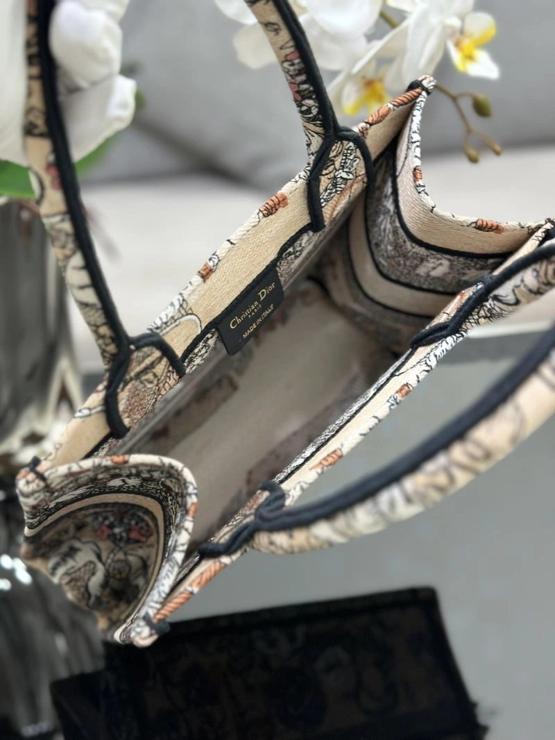 FreshLook Christian Dior Shopping Bags 70319