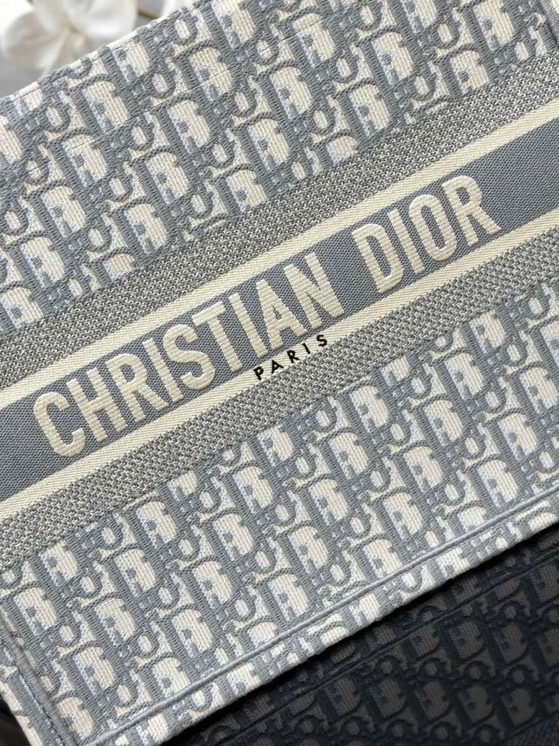 Youthful Christian Dior Shopping Bags 70310