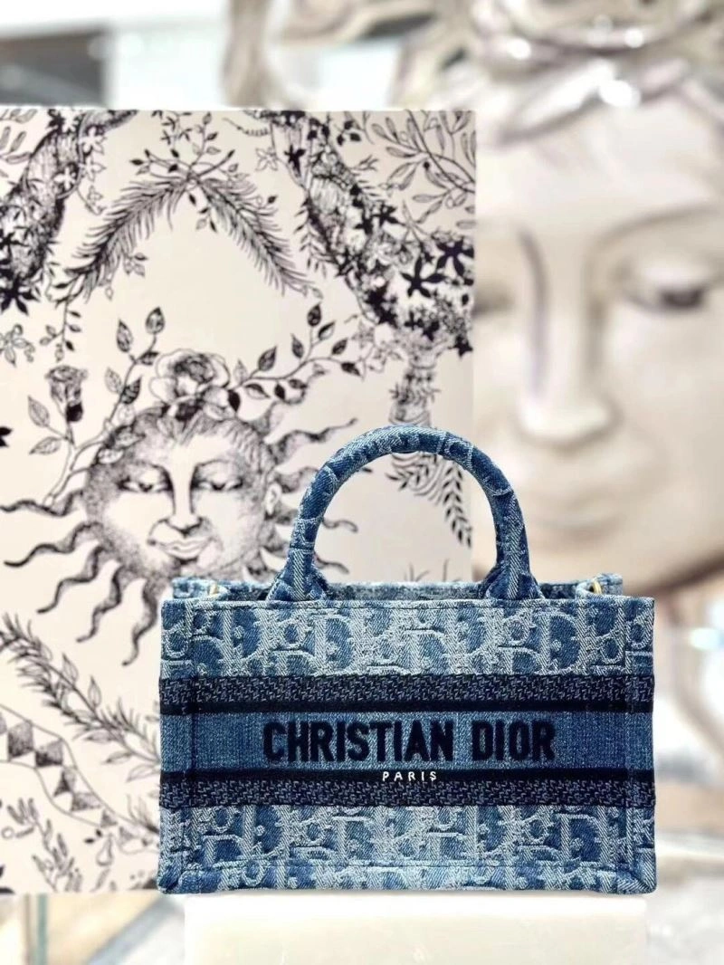 Christian Dior Shopping Bags GoodFit 70292