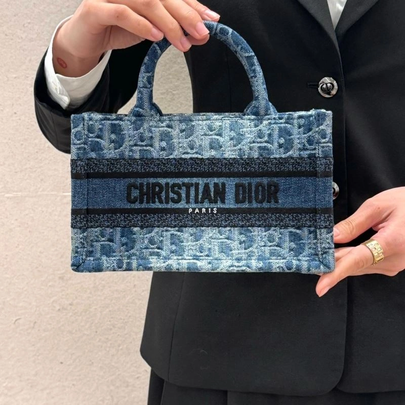 Christian Dior Shopping Bags GoodFit 70292