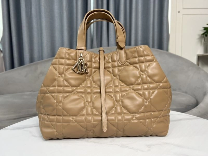 Christian Dior Shopping Bags Sustainable 70300
