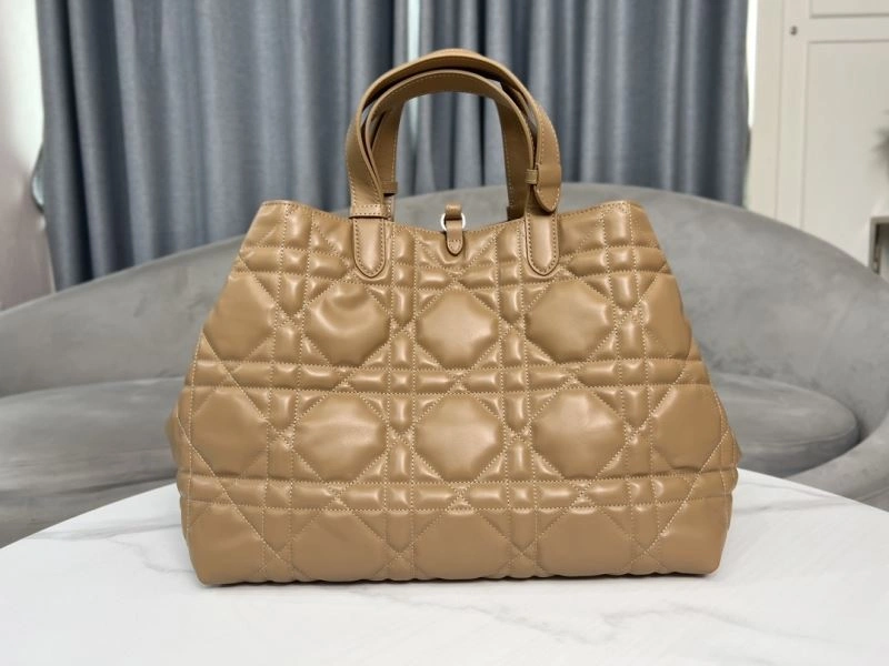 Christian Dior Shopping Bags Sustainable 70300