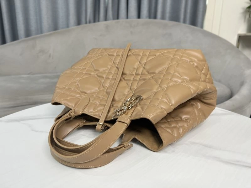 Christian Dior Shopping Bags Sustainable 70300