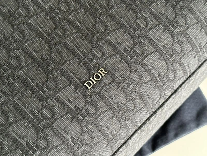 SunProtective Christian Dior Shopping Bags 70335