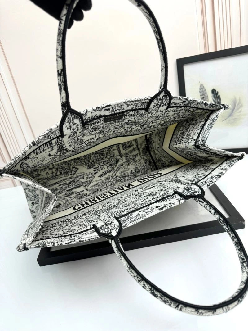 Christian Dior Shopping Bags Lightweight 70282