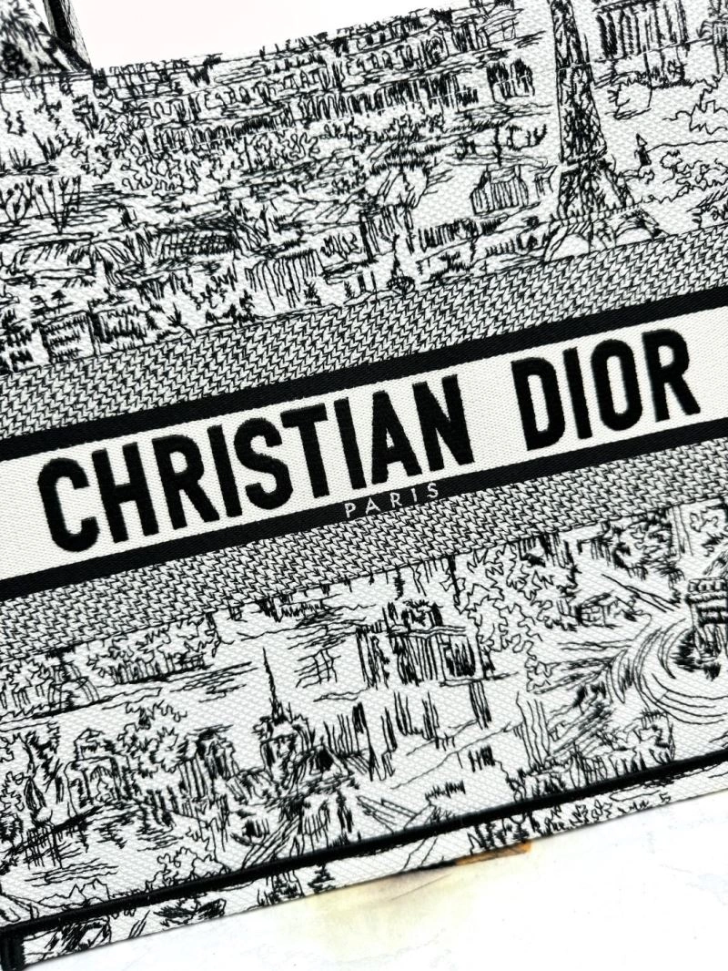 FlexibleFit Christian Dior Shopping Bags 70283