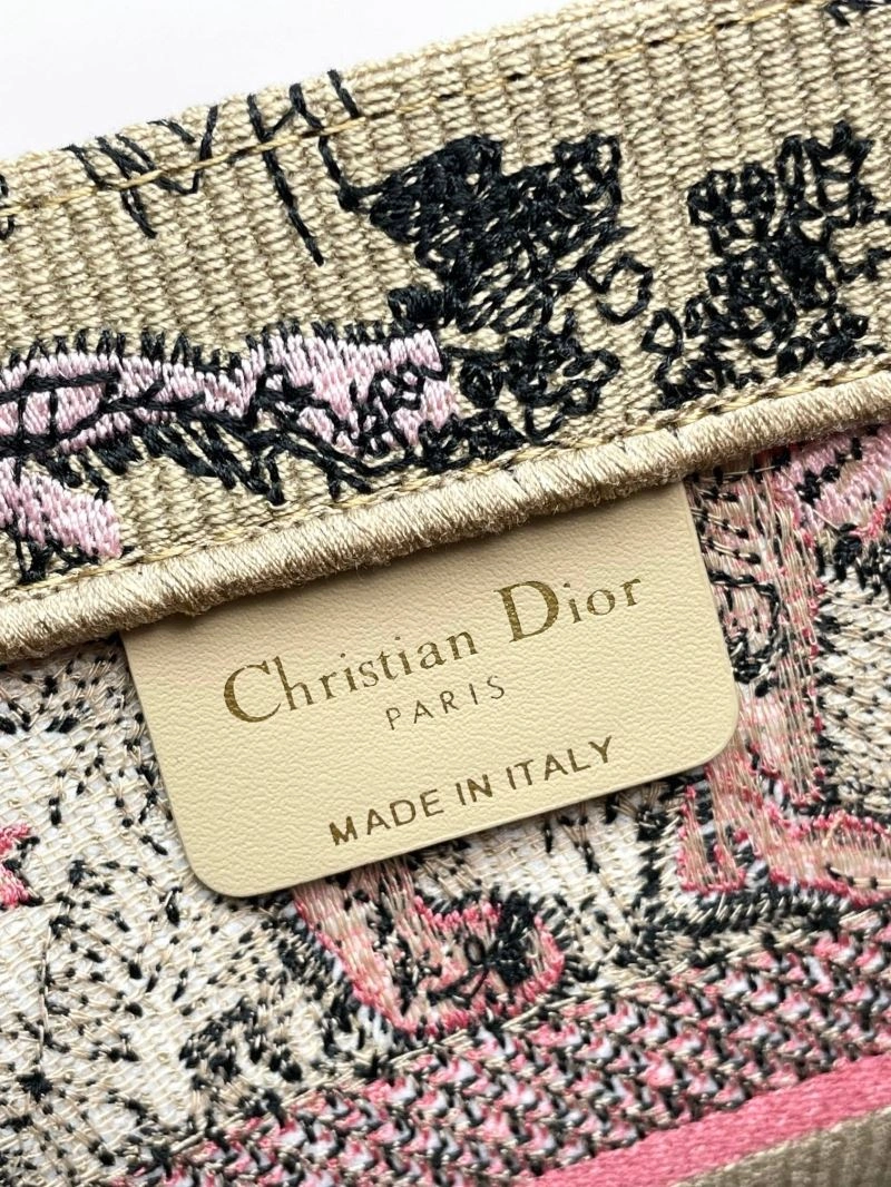 Contemporary Christian Dior Shopping Bags 70277