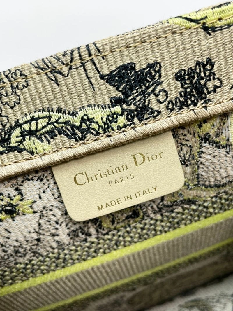 Christian Dior Shopping Bags FreshLook 70276