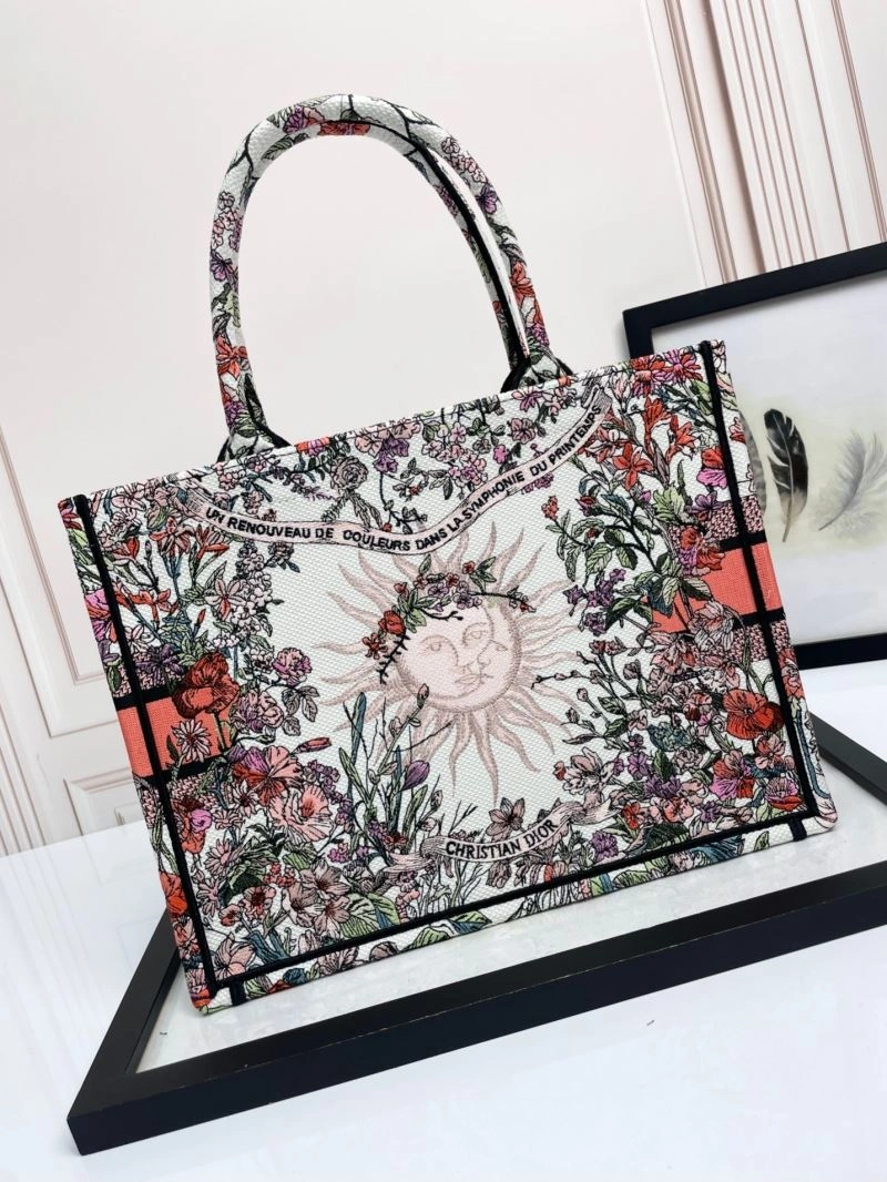 UrbanChic Christian Dior Shopping Bags 70341