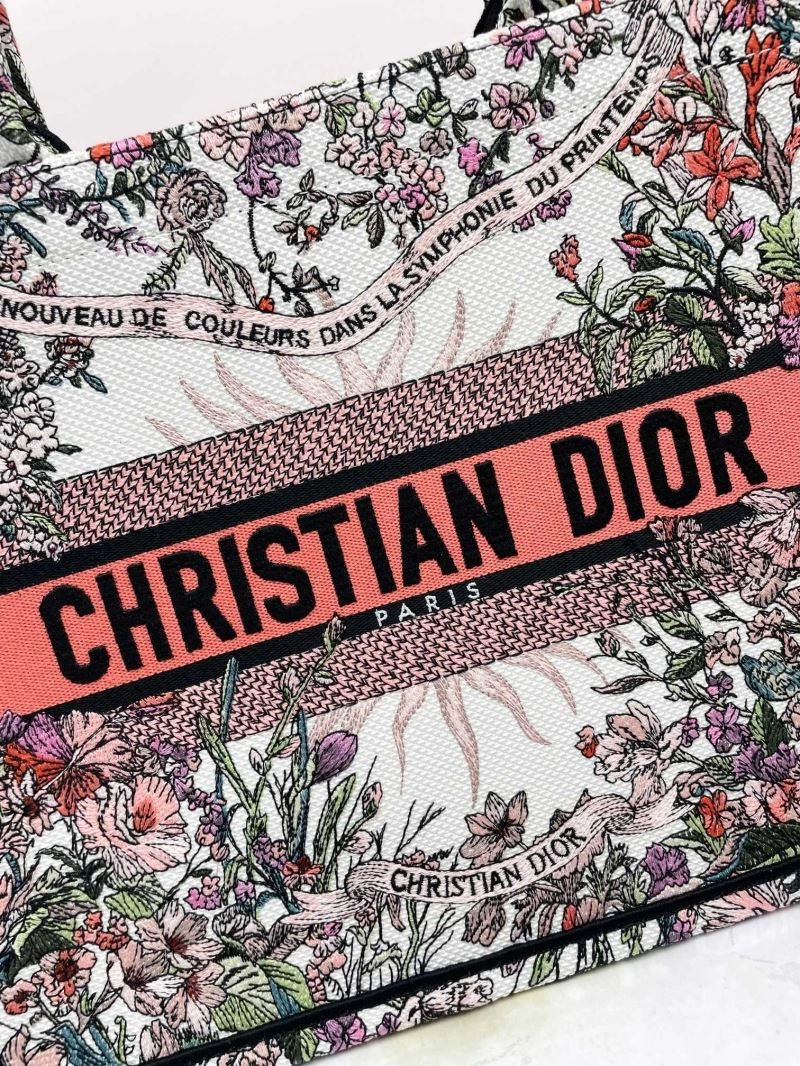 UrbanChic Christian Dior Shopping Bags 70341