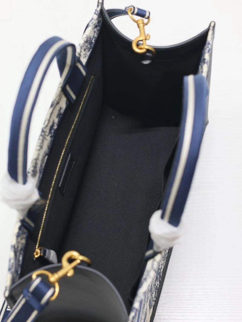 Neat Christian Dior Shopping Bags 70271