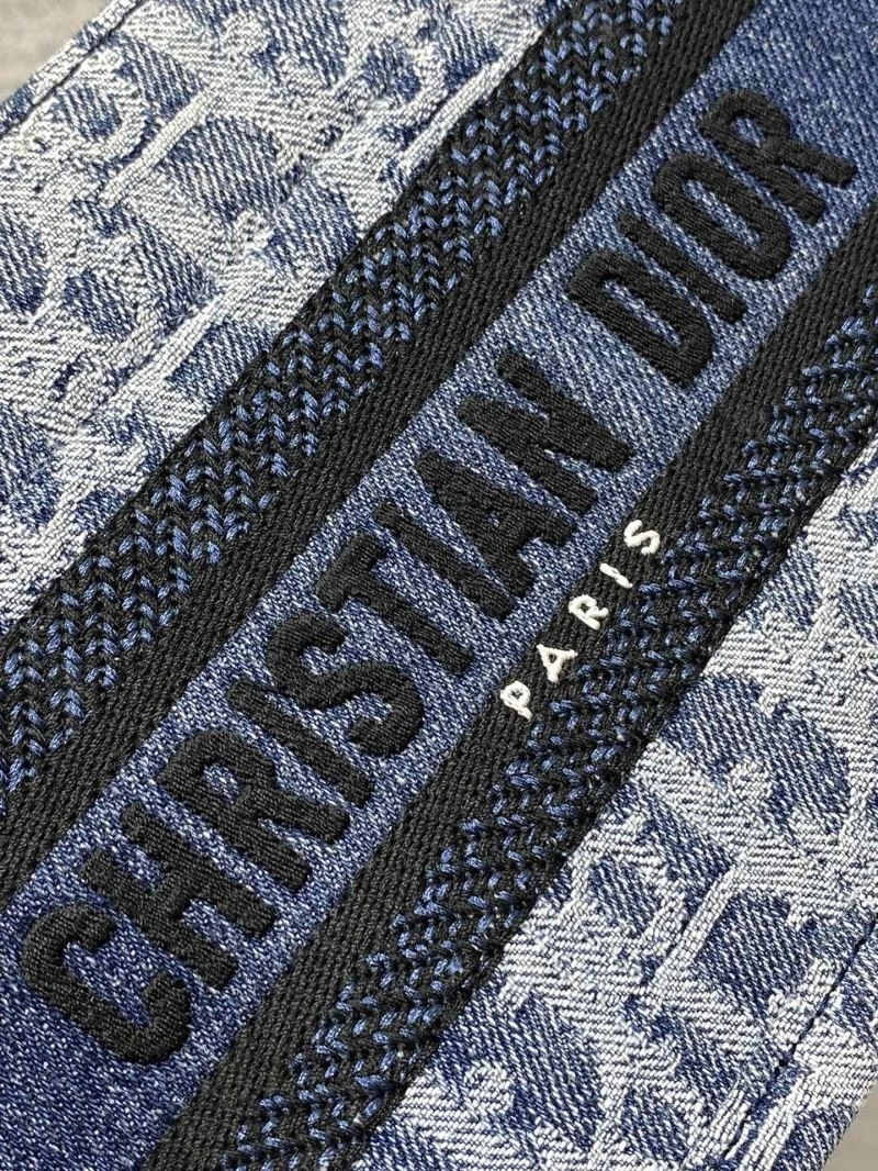 ZipUp Christian Dior Shopping Bags 70248