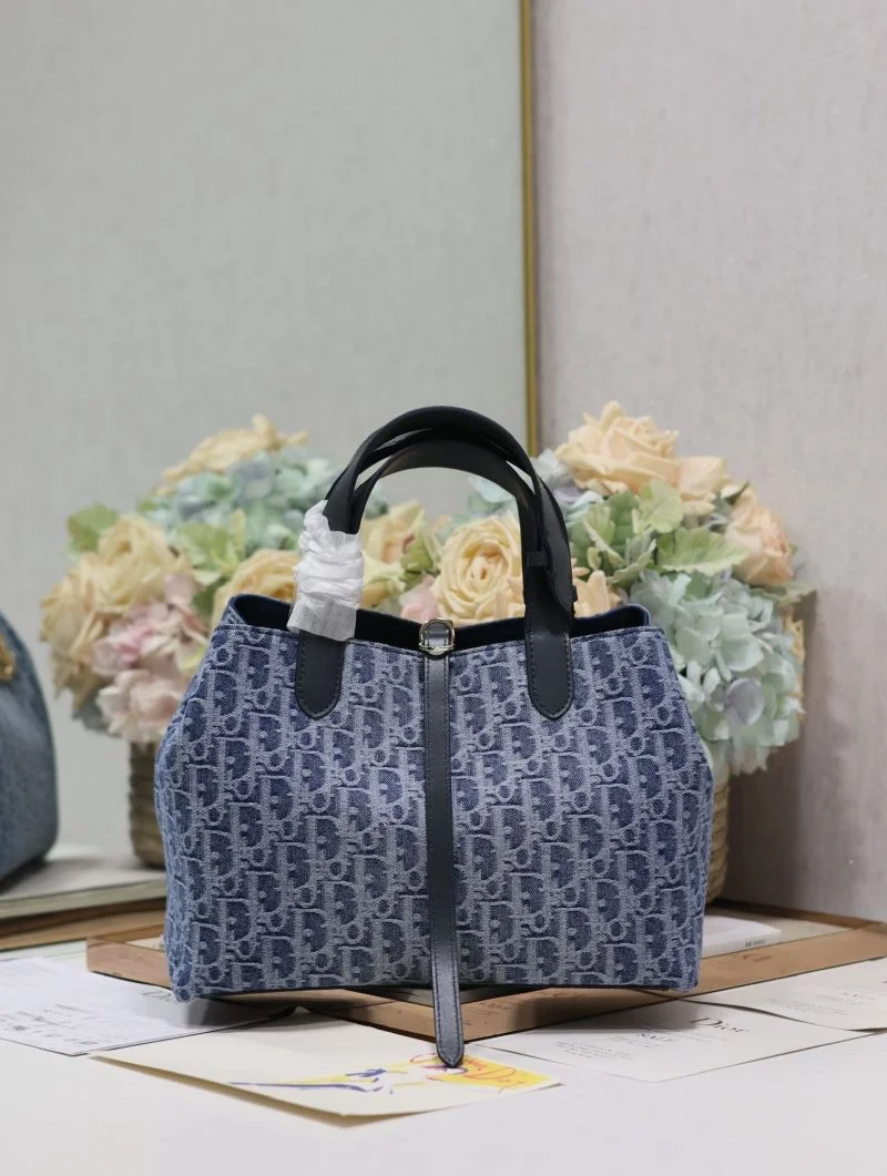 Christian Dior Shopping Bags TimelessDesign 37699