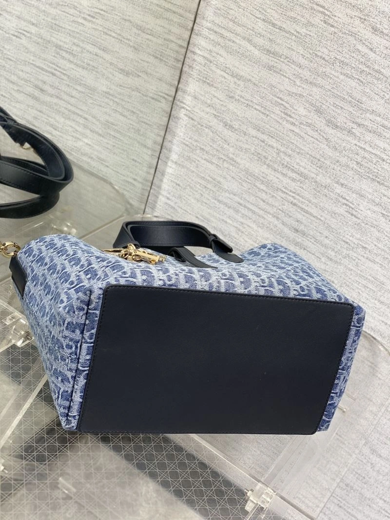 EyeCatching Christian Dior Shopping Bags 70250