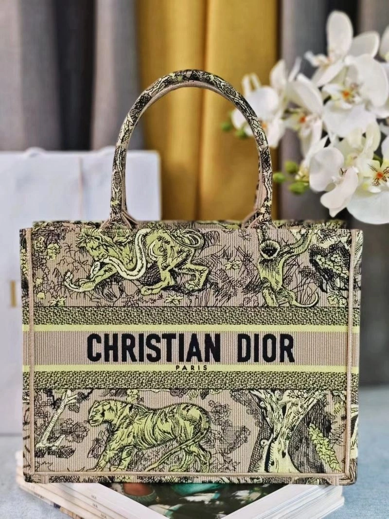 Lightweight Christian Dior Shopping Bags 70247