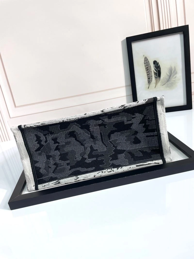 Christian Dior Shopping Bags DailyWear 70245