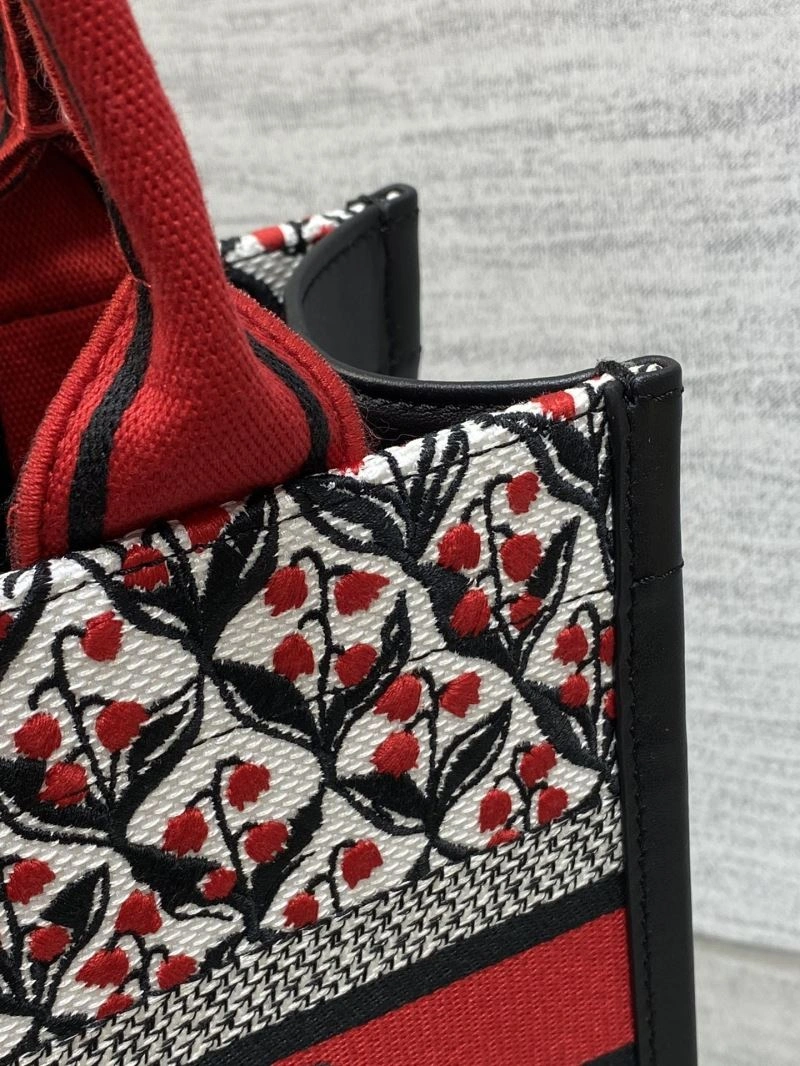 Christian Dior Shopping Bags TechFriendly 66645