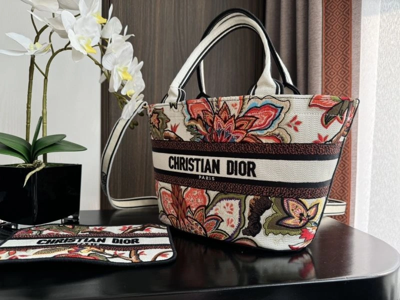 Christian Dior Shopping Bags Seasonal 66633