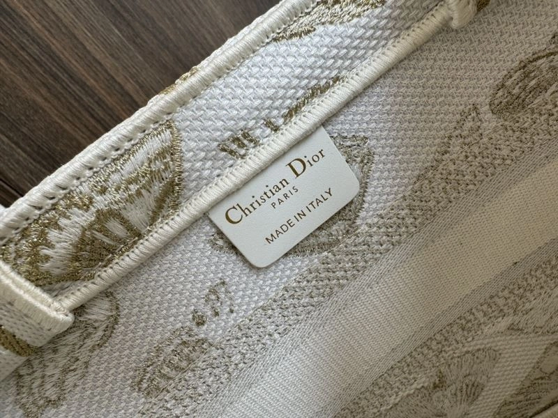 Christian Dior Shopping Bags TechFriendly 66638
