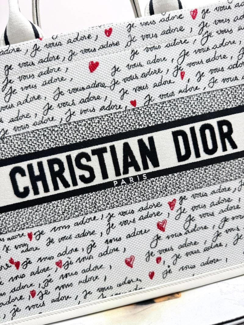 Christian Dior Shopping Bags UrbanChic 66646