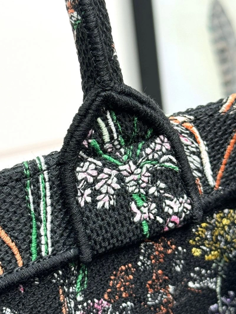 TechFriendly Christian Dior Shopping Bags 66664