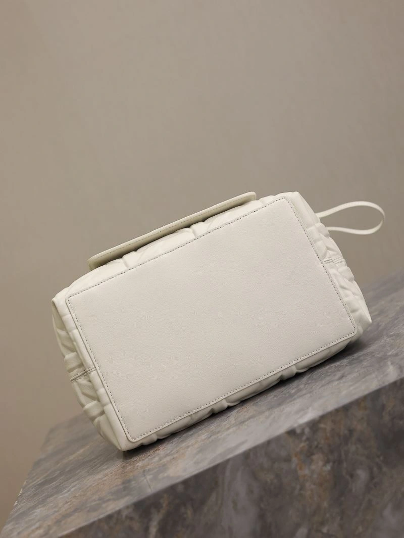 Unisex Christian Dior Shopping Bags 66693