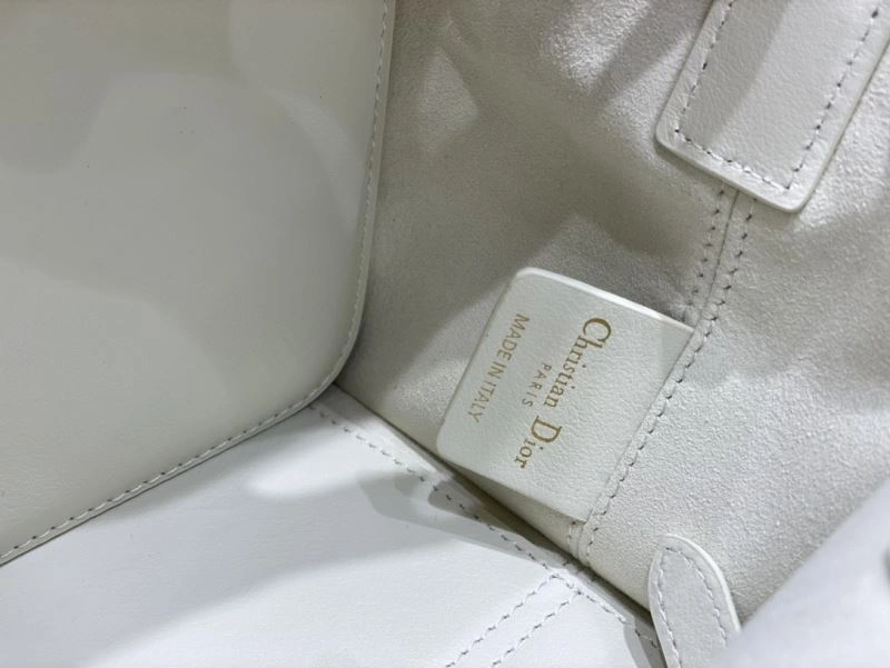 Christian Dior Shopping Bags Fashionable 66619