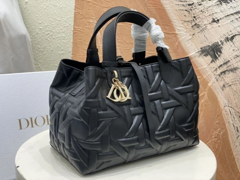 GoodFit Christian Dior Shopping Bags 66610