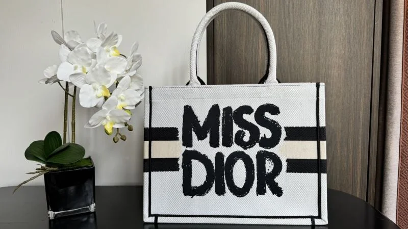 Christian Dior Shopping Bags HighQuality 37660
