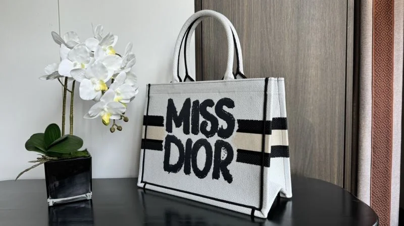 Christian Dior Shopping Bags HighQuality 37660