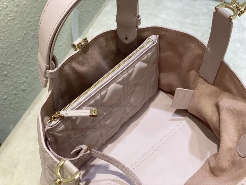 Christian Dior Shopping Bags AllSeason 66599