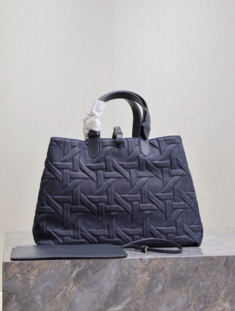 Christian Dior Shopping Bags Casual 66596
